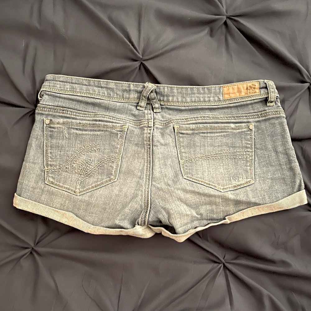 Garage Low Rise Shorts - Picture 2 of 4